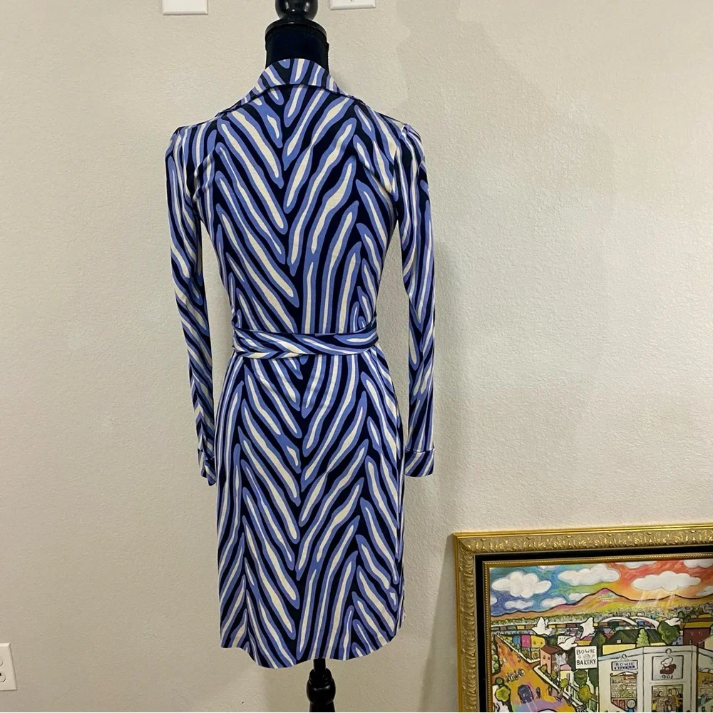 Diane Von Furstenberg elegant wrap